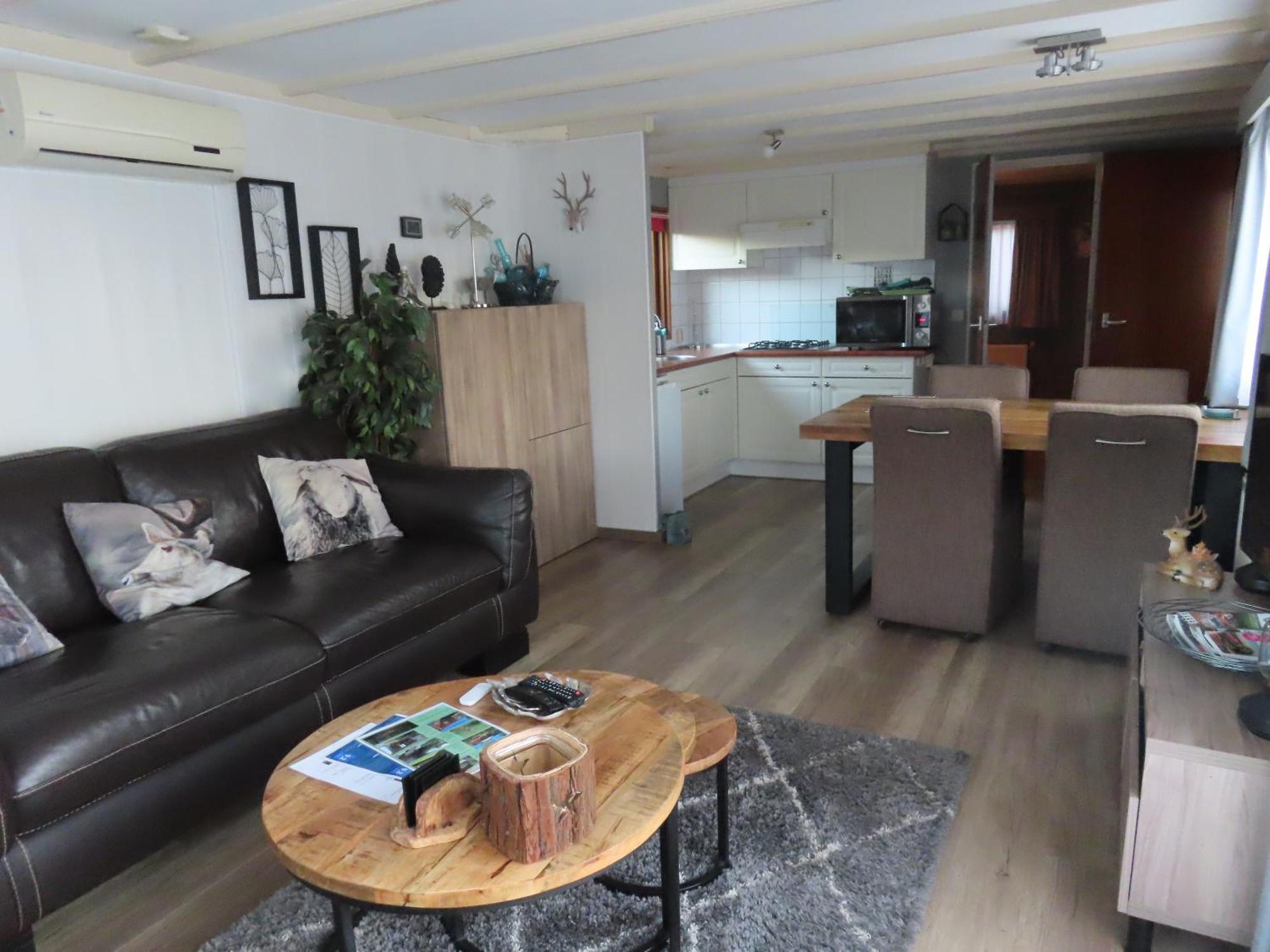 Veluwe Park Reewold Chalet Eclipse Putten Bagian luar foto