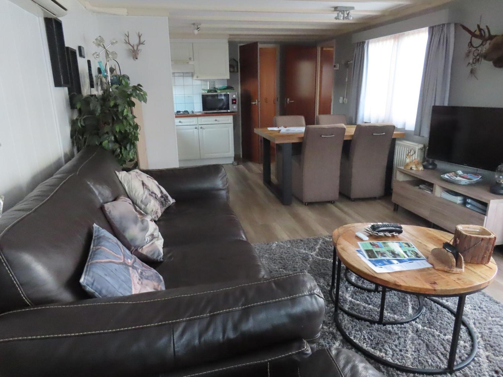 Veluwe Park Reewold Chalet Eclipse Putten Bagian luar foto